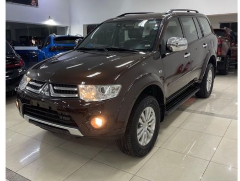 Mitsubishi Pajero DAKAR/HPE 3.5 4x4 Flex 5p Aut.