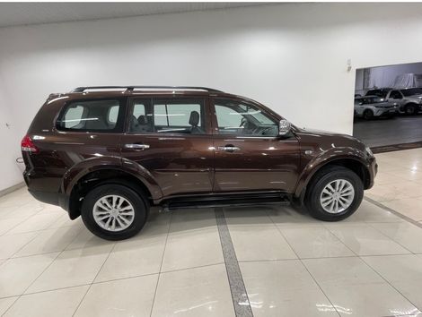 Mitsubishi Pajero DAKAR/HPE 3.5 4x4 Flex 5p Aut.