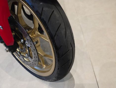 YAMAHA YZF R-3 World GP 60th ANINIVERSARY ED.