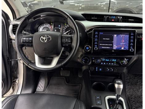 Toyota Hilux CD SRX 4x4 2.8 TDI 16V Diesel Aut.