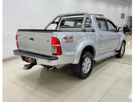 Toyota Hilux CD SRV D4-D 4x4 3.0 TDI Diesel Aut