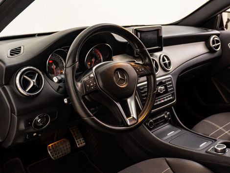 Mercedes GLA 200 Advance 1.6/1.6 TB 16V Flex Aut.