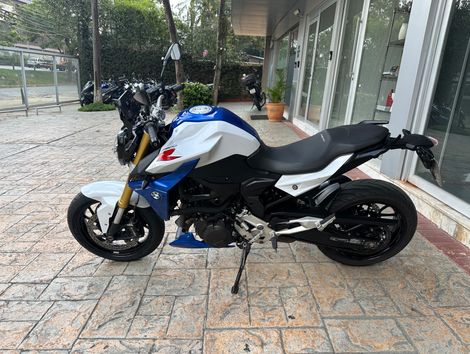 BMW F 900 R Sport Plus