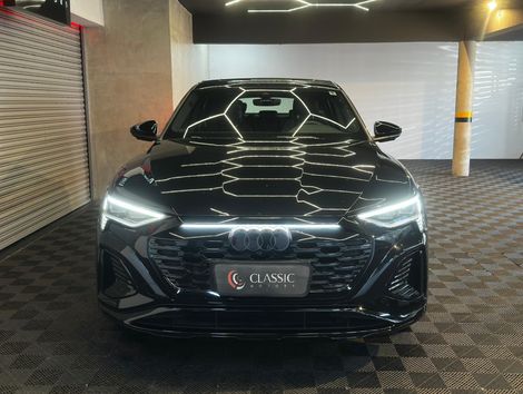 Audi Q8 E-TRON Sportb.Launch Edt. (Elétrico)