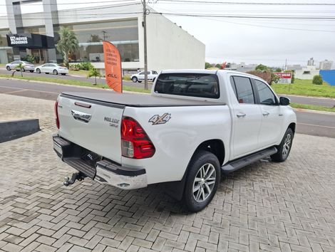Toyota Hilux CD SRX 4x4 2.8 TDI 16V Diesel Aut.