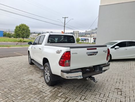 Toyota Hilux CD SRX 4x4 2.8 TDI 16V Diesel Aut.