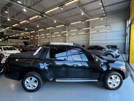 Renault DUSTER OROCH Dyna. 2.0 Flex 16V Aut.