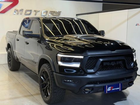 RAM 1500 REBEL 5.7 HEMI CD V8 4x4 Aut.