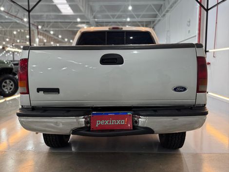 Ford F-250 XLT 3.9 4x4 CD TB Diesel