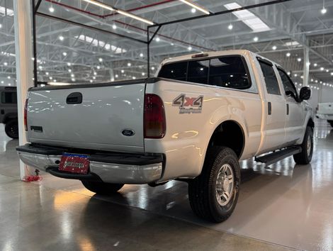 Ford F-250 XLT 3.9 4x4 CD TB Diesel