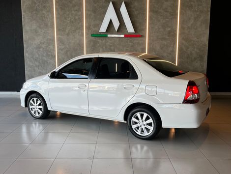 Toyota ETIOS X Plus Sedan 1.5 Flex 16V 4p Aut.
