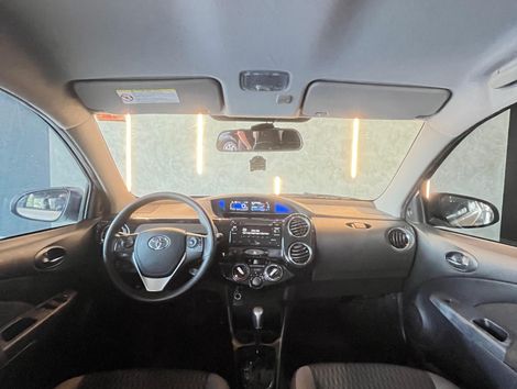 Toyota ETIOS X Plus Sedan 1.5 Flex 16V 4p Aut.