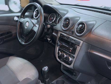 VolksWagen VOYAGE TREND 1.6 Mi Total Flex 8V 4p
