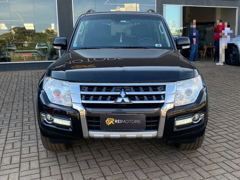 Mitsubishi Pajero HPE Full 3.2 4x4 T.I.Dies. 5p Aut