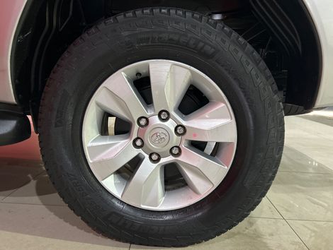 Toyota Hilux CD SRV 4x4 2.8 TDI Diesel Aut.