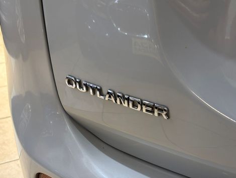 Mitsubishi OUTLANDER 2.0 16V 160cv Aut.