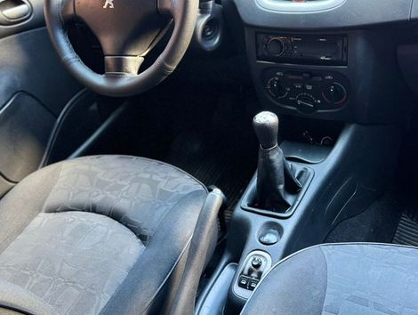 Peugeot 207 Active 1.4 Flex 8V 5p