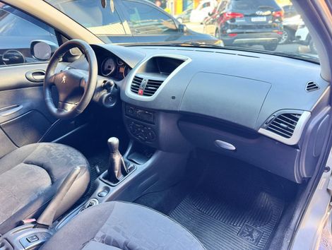 Peugeot 207 Active 1.4 Flex 8V 5p