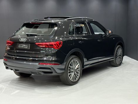 Audi Q3 Perf. Black 2.0 TFSI Tiptr. Quattro