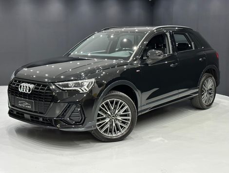 Audi Q3 Perf. Black 2.0 TFSI Tiptr. Quattro