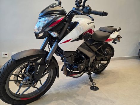 BAJAJ DOMINAR 200