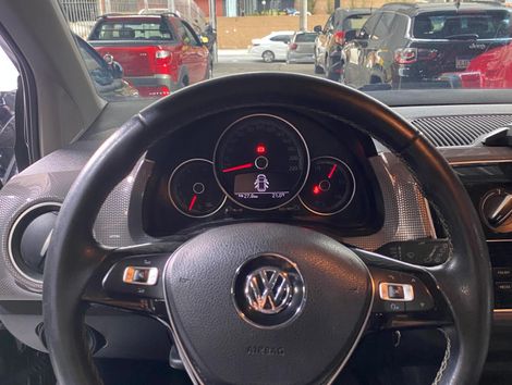 VolksWagen up! cross 1.0 TSI Total Flex 12V 5p