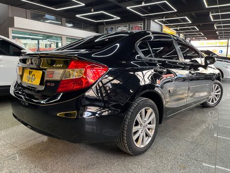 Honda Civic Sedan LXR 2.0 Flexone 16V Aut. 4p