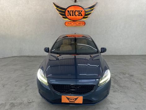 Volvo V40 T-4 MOMENTUM 2.0 Aut.