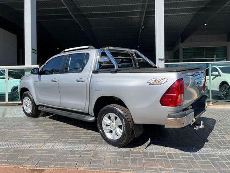 Toyota Hilux CD SRV 4x4 2.8 TDI Diesel Aut.