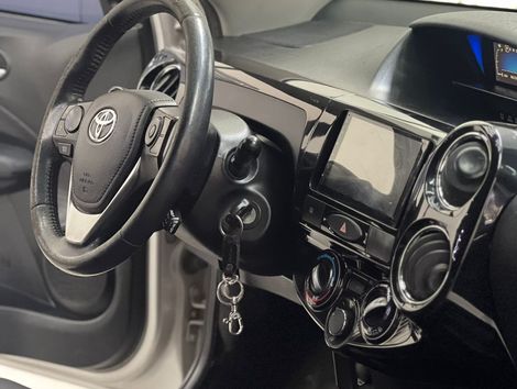 Toyota ETIOS XLS 1.5 Flex 5p Aut.