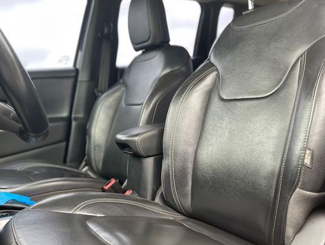 Jeep Renegade Limited 1.8 4x2 Flex 16V Aut.