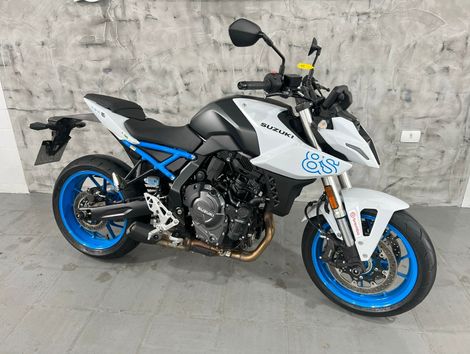 SUZUKI GSX-8S