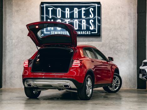 Mercedes GLA 200 Advance 1.6/1.6 TB 16V Flex Aut.