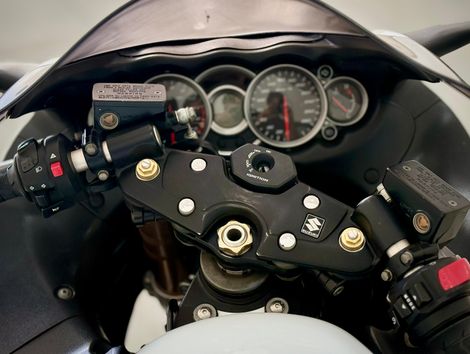 SUZUKI GSX 1300-R HAYABUSA