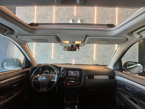 Mitsubishi OUTLANDER 2.0 16V 160cv Aut.