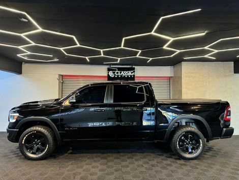 RAM 1500 REBEL 5.7 HEMI CD V8 4x4 Aut.