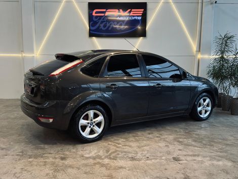 Ford Focus 1.6 S/SE/SE Plus Flex 8V/16V  5p