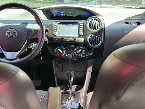 Toyota ETIOS PLATINUM Sed. 1.5 Flex 16V 4p Aut.