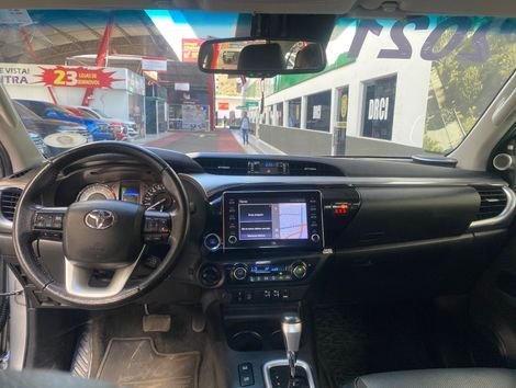 Toyota Hilux CD SRX 4x4 2.8 TDI 16V Diesel Aut.