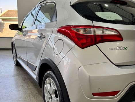 Hyundai HB20X Premium 1.6 Flex 16V Aut.