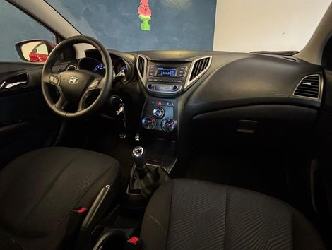 Hyundai HB20X Style 1.6 Flex 16v Mec.