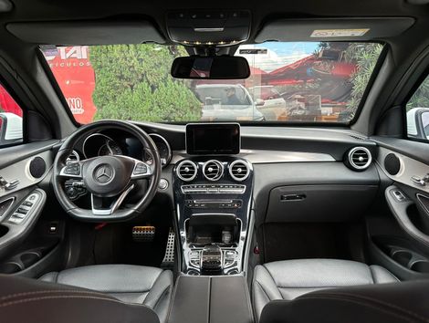 Mercedes GLC 250 Sport 4MATIC 2.0 TB 16V Aut.