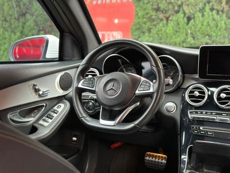 Mercedes GLC 250 Sport 4MATIC 2.0 TB 16V Aut.
