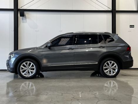 VolksWagen TIGUAN Allspac Comf 250 TSI 1.4 Flex