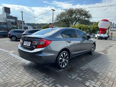 Honda Civic Sedan LXR 2.0 Flexone 16V Aut. 4p