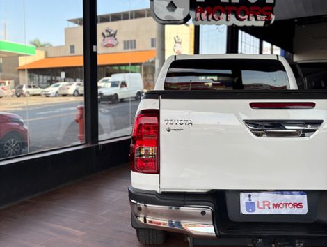 Toyota Hilux CD SR 4x4 2.8 TDI Diesel Aut.