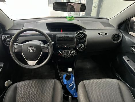Toyota ETIOS X 1.3 Flex 16V 5p Mec.