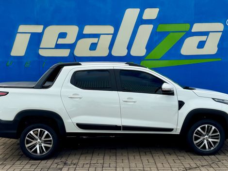 Fiat Strada Volcano 1.3 Flex 8V CD
