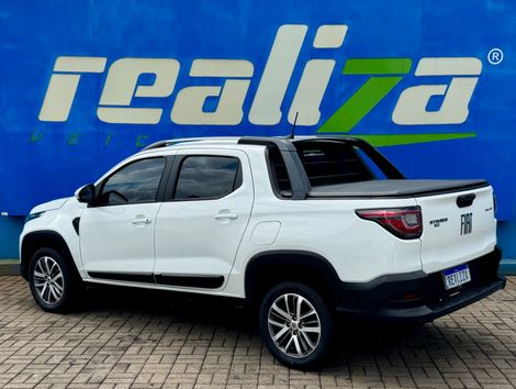 Fiat Strada Volcano 1.3 Flex 8V CD