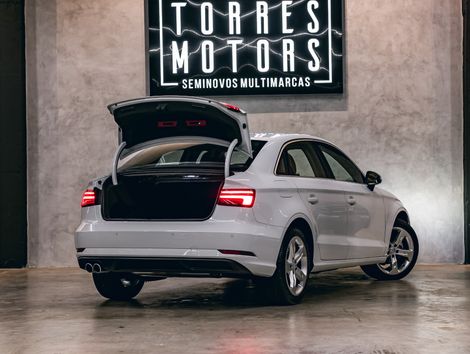 Audi A3 Sed. P.Plus 1.4 25Anos Flex TFSI Tip.